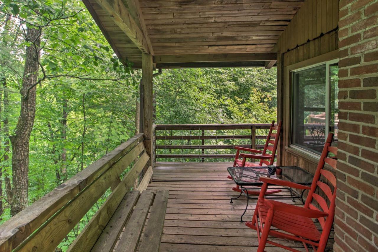 Secluded Stanardsville Cabin With 10 Acres And Hot Tub Buitenkant foto