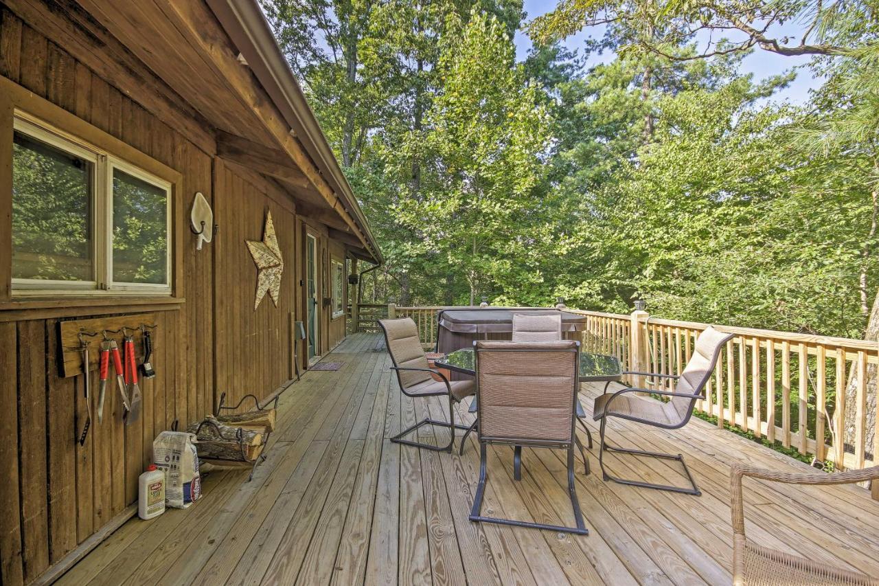 Secluded Stanardsville Cabin With 10 Acres And Hot Tub Buitenkant foto